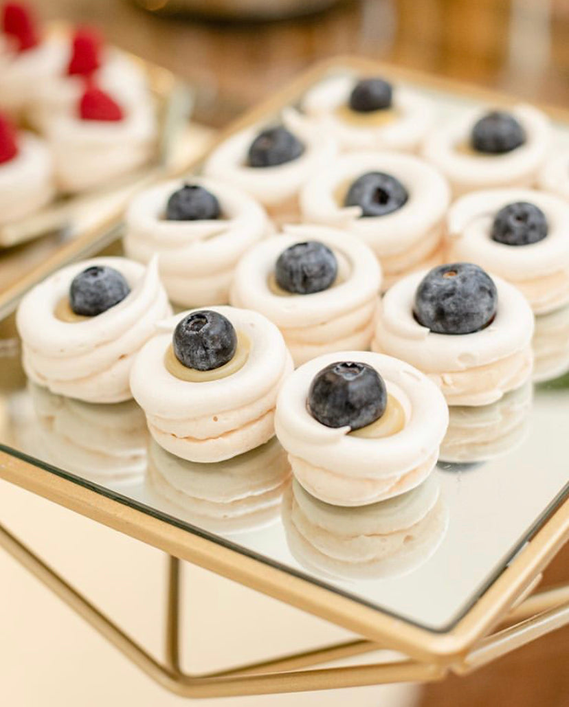 Mini Pavlovas