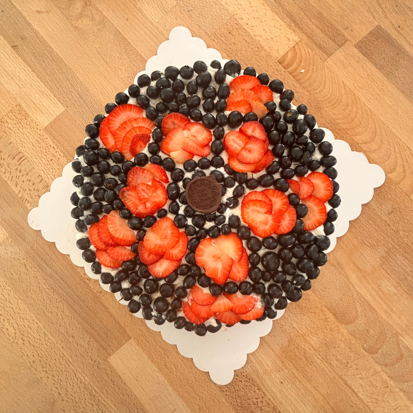Strawberry Pavlova